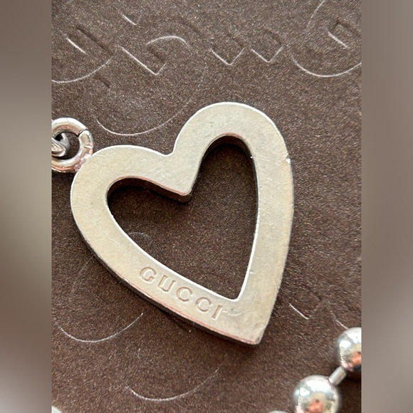 Silver GUCCI boule/heart bracelet - Picture 5 of 5